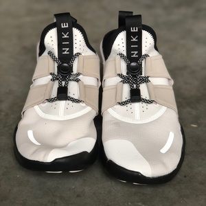 WOMENS NIKE FREE RUN CMTR